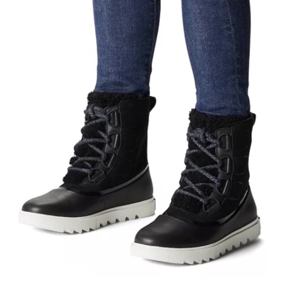 Sorel Joan of Arctic Next Lite Shearling Trimmed Suede Boots Size 9 - Picture 5 of 16